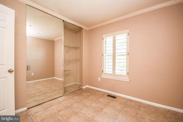 5918 EDSON LN, Rockville, MD 20852