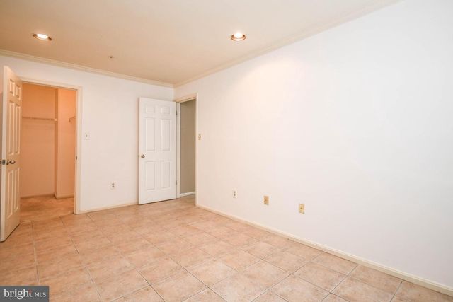 5918 EDSON LN, Rockville, MD 20852