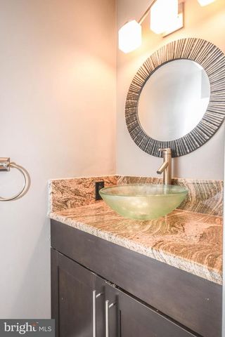5918 EDSON LN, Rockville, MD 20852