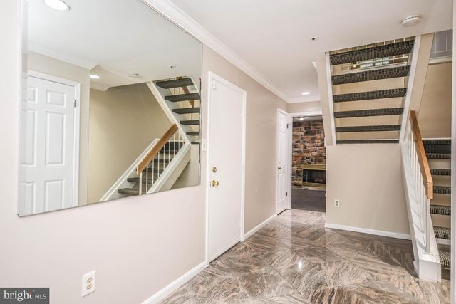 5918 EDSON LN, Rockville, MD 20852
