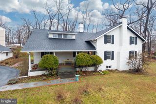 57 GRUBB RD, Malvern, PA 19355