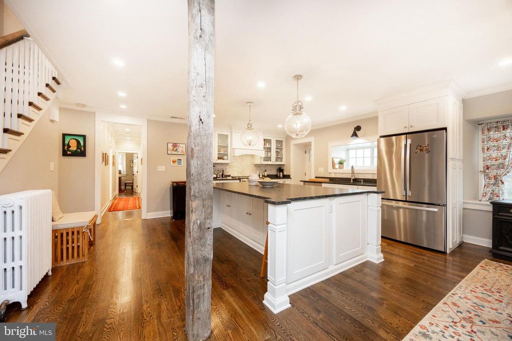 Image 13 of property listing at 57 GRUBB RD, Malvern, PA 19355