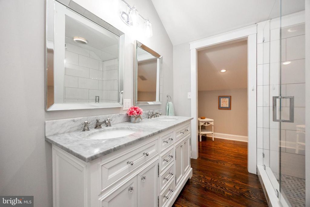 Image 25 of property listing at 57 GRUBB RD, Malvern, PA 19355