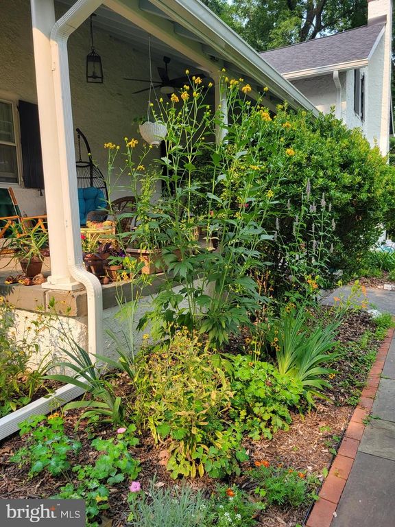 Image 39 of property listing at 57 GRUBB RD, Malvern, PA 19355