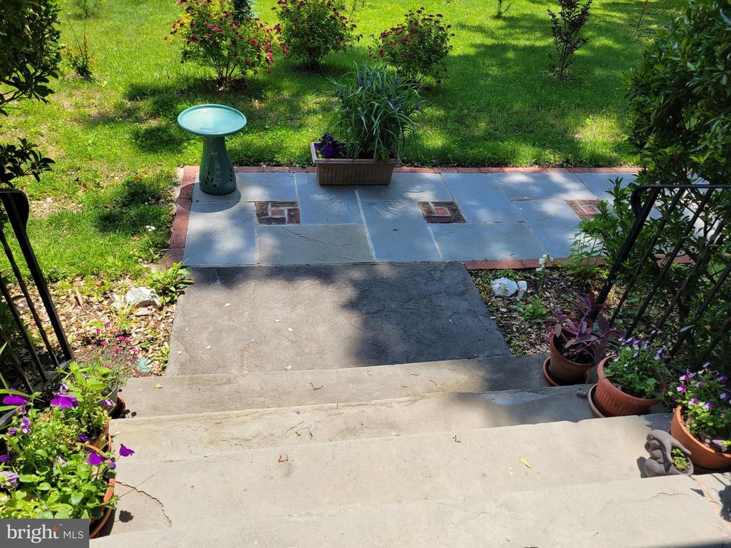 Image 41 of property listing at 57 GRUBB RD, Malvern, PA 19355