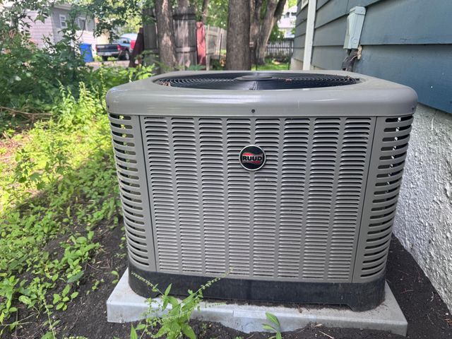 1035 University Drive N, Fargo, ND 58102