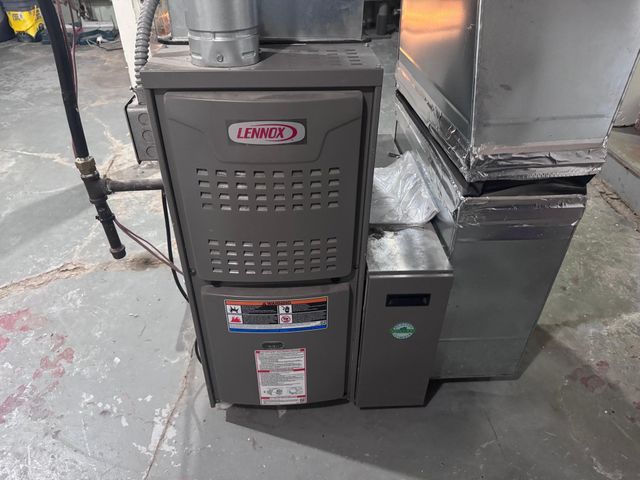 1035 University Drive N, Fargo, ND 58102