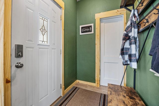 1035 University Drive N, Fargo, ND 58102