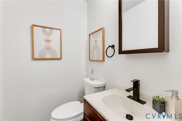 6004 Gatesgreen Dr, Chesterfield, VA 23832