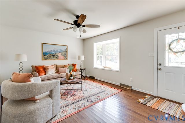 6004 Gatesgreen Dr, Chesterfield, VA 23832