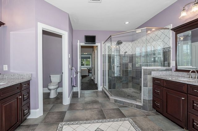 1030 North St, Tewksbury, MA 01876