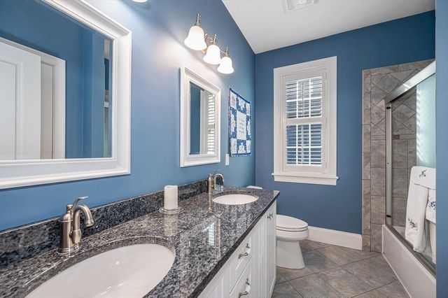 1030 North St, Tewksbury, MA 01876