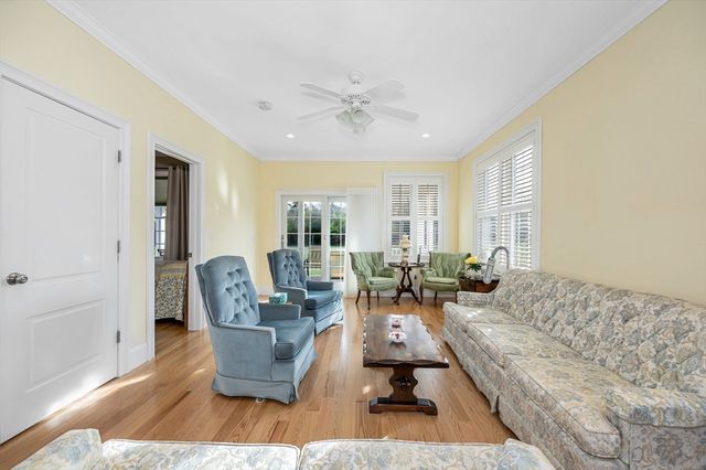 1030 North St, Tewksbury, MA 01876