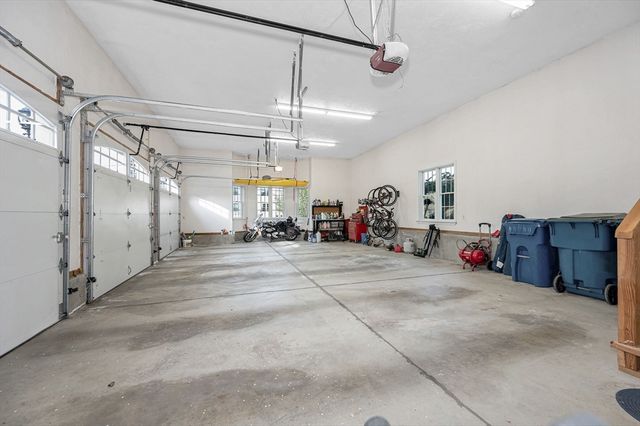 1030 North St, Tewksbury, MA 01876
