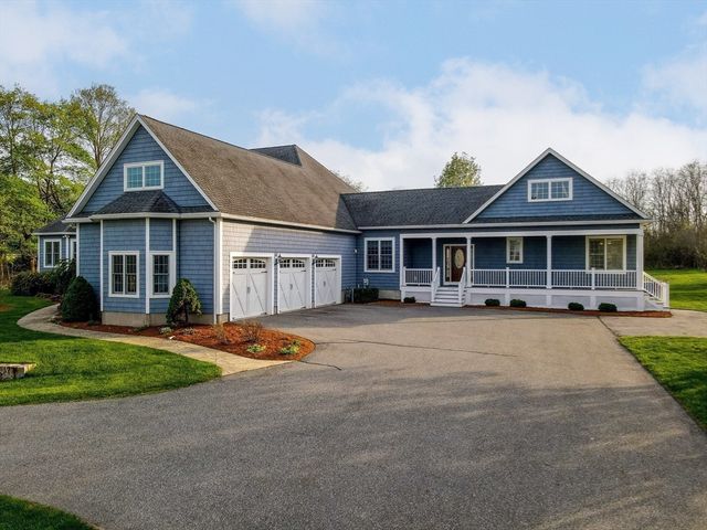 1030 North St, Tewksbury, MA 01876