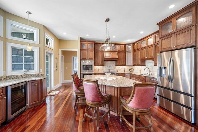 1030 North St, Tewksbury, MA 01876