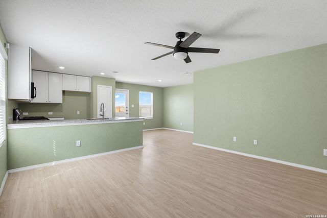 10534 BORLAUG ST, Converse, TX 78109