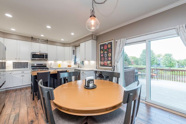 301 English Lane, Winthrop Harbor, IL 60096
