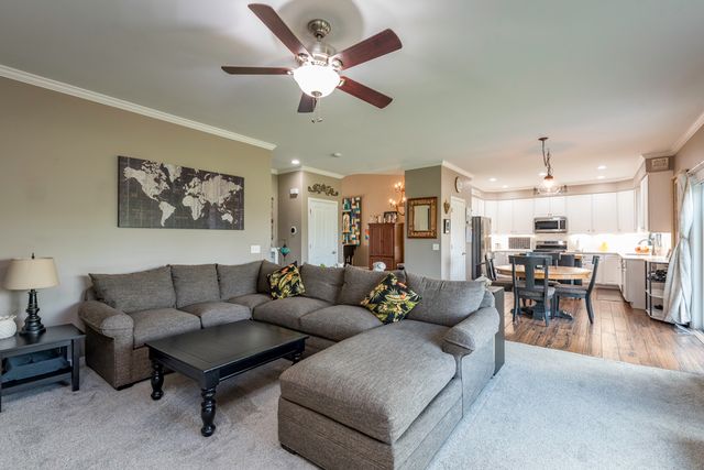 301 English Lane, Winthrop Harbor, IL 60096