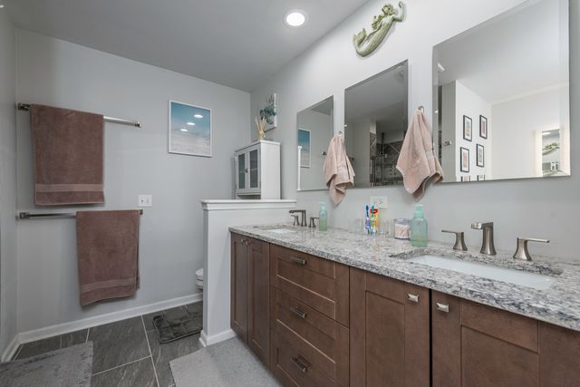 301 English Lane, Winthrop Harbor, IL 60096