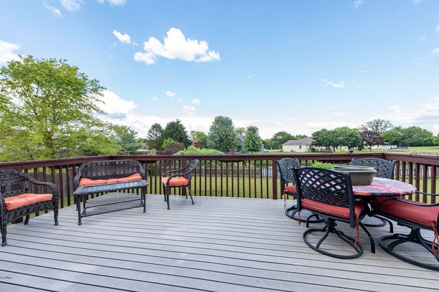 301 English Lane, Winthrop Harbor, IL 60096