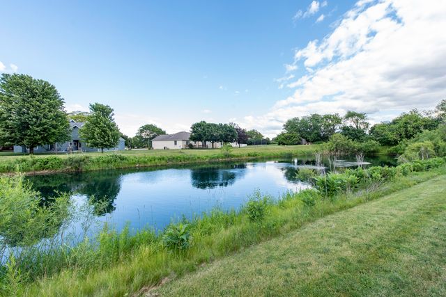 301 English Lane, Winthrop Harbor, IL 60096