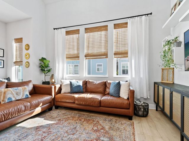 2337 LINDSTROM STREET, Sarasota, FL 34237