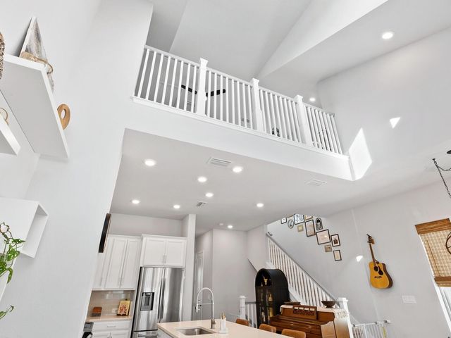 2337 LINDSTROM STREET, Sarasota, FL 34237