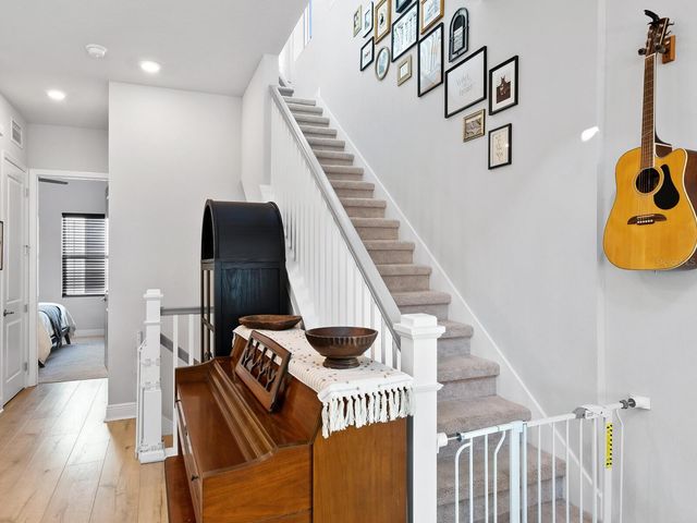 2337 LINDSTROM STREET, Sarasota, FL 34237