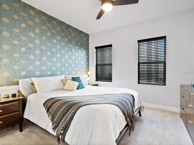 2337 LINDSTROM STREET, Sarasota, FL 34237