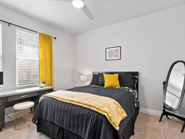 2337 LINDSTROM STREET, Sarasota, FL 34237