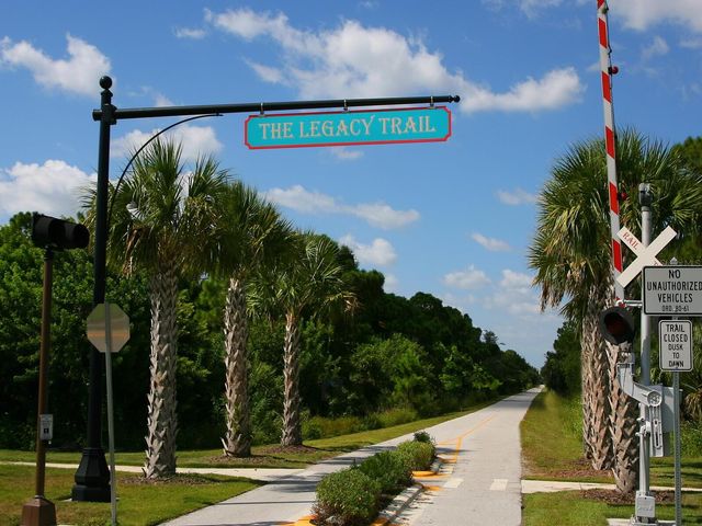 2337 LINDSTROM STREET, Sarasota, FL 34237