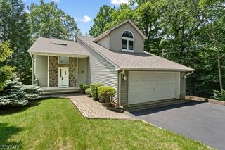 129 W Lake Shore Dr, Rockaway Twp., NJ 07866