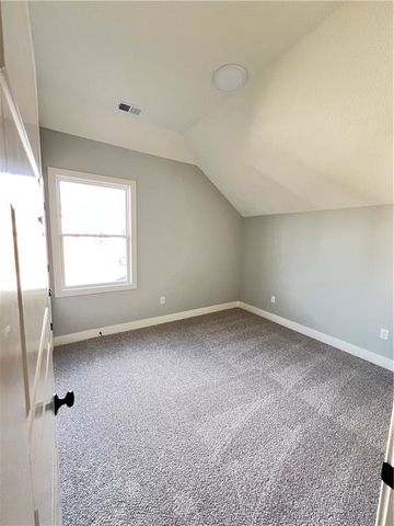 17829 Rainbow Boulevard, Overland Park, KS 66085