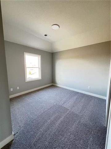 17829 Rainbow Boulevard, Overland Park, KS 66085