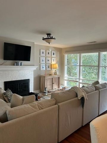 57 Karland Drive NW, Atlanta, GA 30305