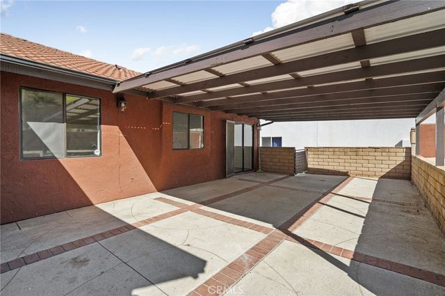 28850 Vacation Drive, Canyon Lake, CA 92587