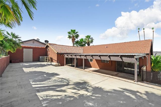 28850 Vacation Drive, Canyon Lake, CA 92587