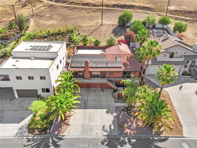 28850 Vacation Drive, Canyon Lake, CA 92587
