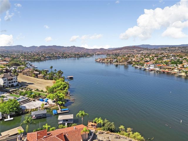 28850 Vacation Drive, Canyon Lake, CA 92587