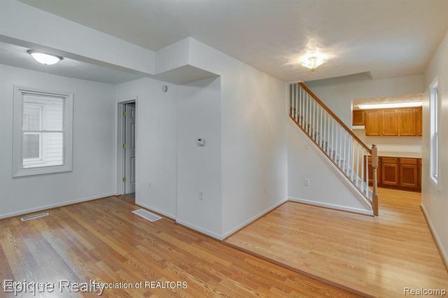 816 Comfort Street, Lansing, MI 48915