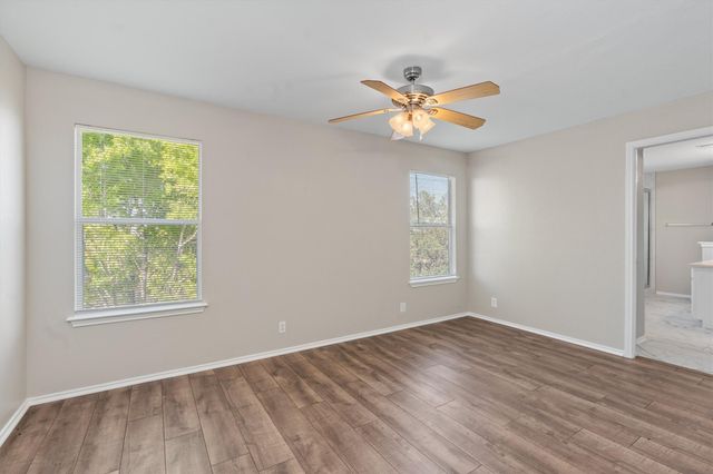 403 Lakemont DR, Hutto, TX 78634