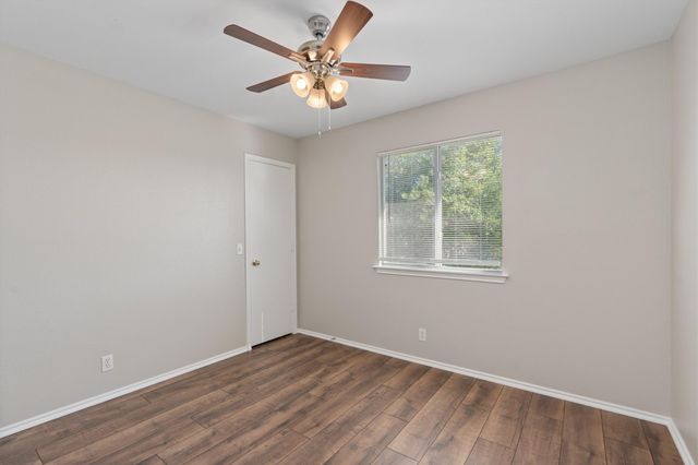 403 Lakemont DR, Hutto, TX 78634