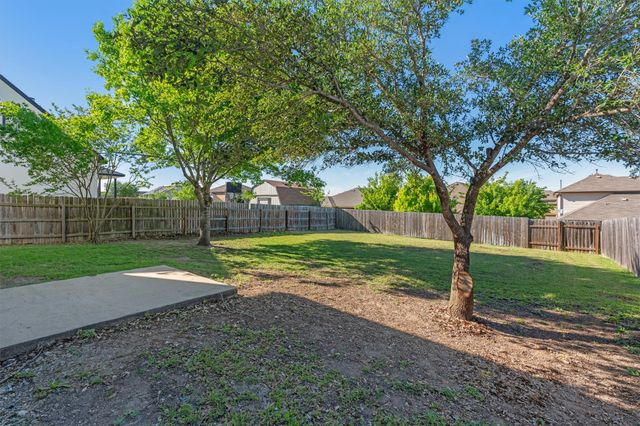 403 Lakemont DR, Hutto, TX 78634