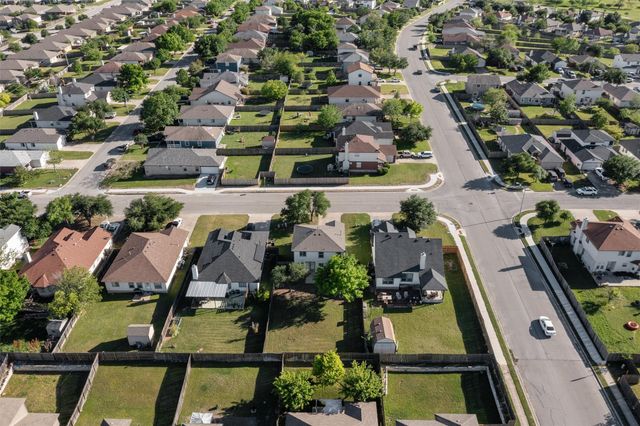 403 Lakemont DR, Hutto, TX 78634