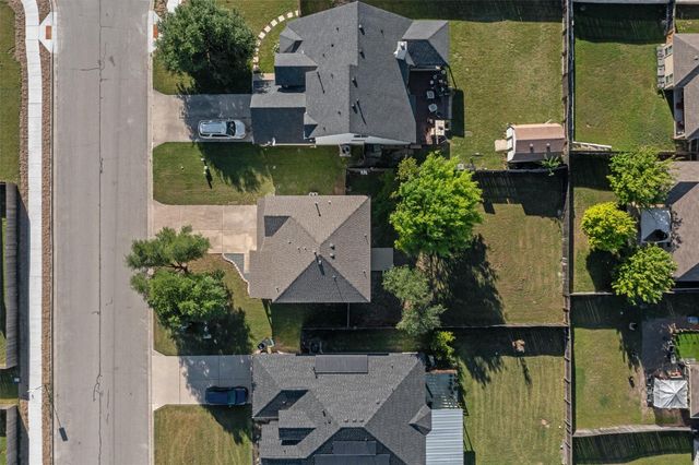 403 Lakemont DR, Hutto, TX 78634