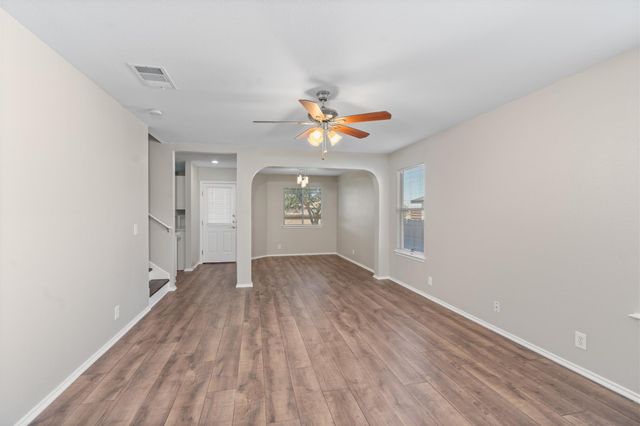 403 Lakemont DR, Hutto, TX 78634