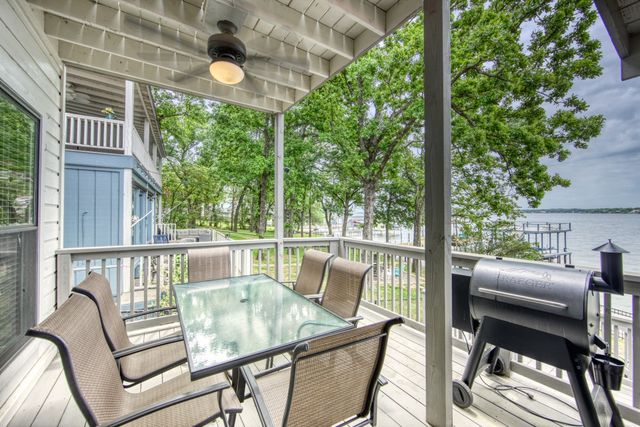 6207 Point Lavista, Malakoff, TX 75148