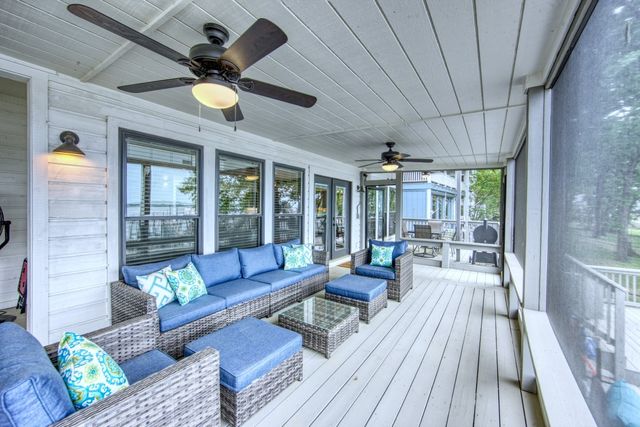 6207 Point Lavista, Malakoff, TX 75148