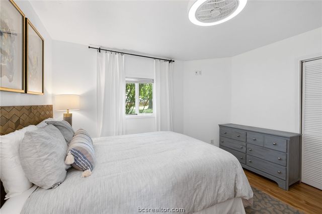 20559 Red Bud Court, Thornton, TX 76687